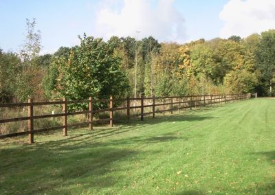 Fencing suitable for farms